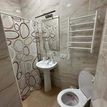 Modern 3*