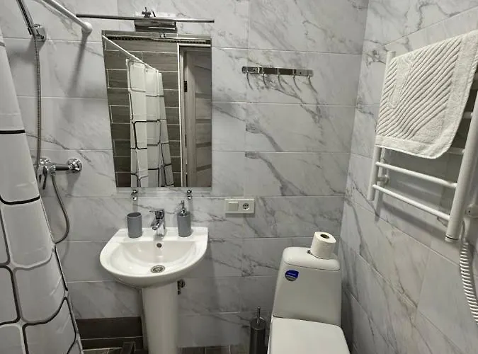 Modern 3* אוזהורוד